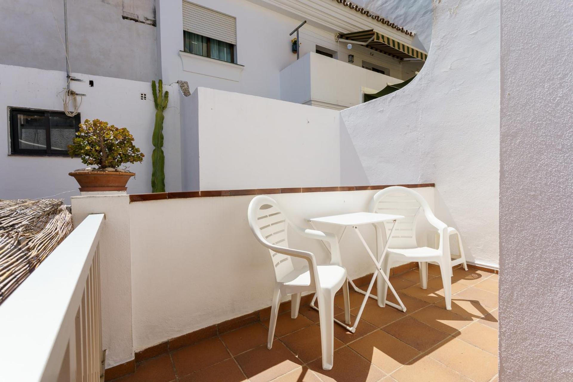 Hostal Costabella Powered By Faro Homes Fuengirola Habitación foto